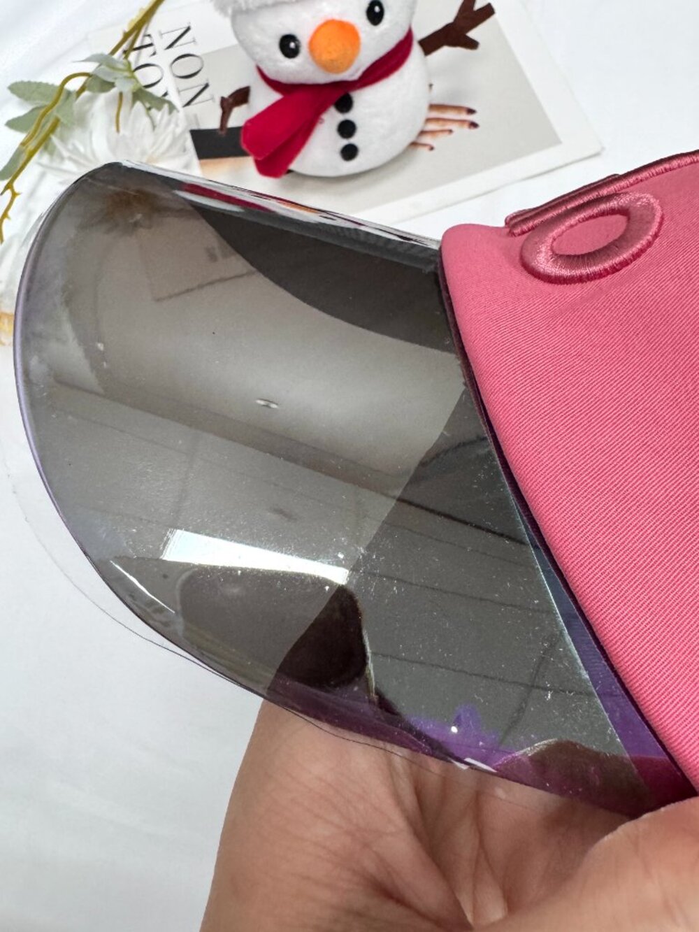 Alo Yoga Airlift Solar Visor ๐๐น Rose-colored Tennis Golf Sport NWT - Picture 4 of 5